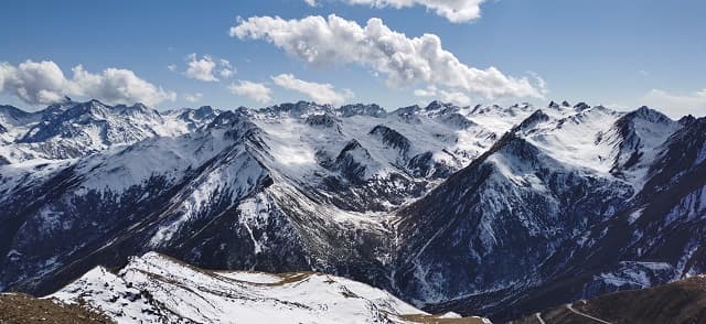 Balang Mountain, Wolong Natural Reserve, Sichuan Province, China 