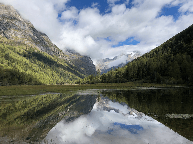 Changping Valley, Siguniang mountain, Sichuan Province, China 