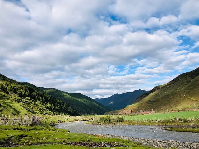 Quanhuatan, Kangding County, Sichuan Province, China 